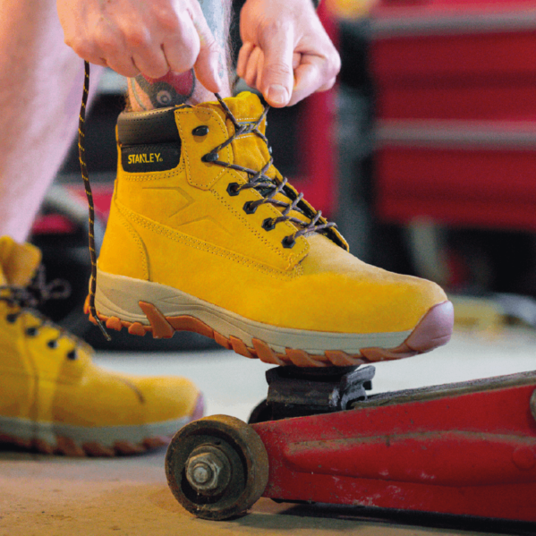 Stanley Tradesman Safety Boots