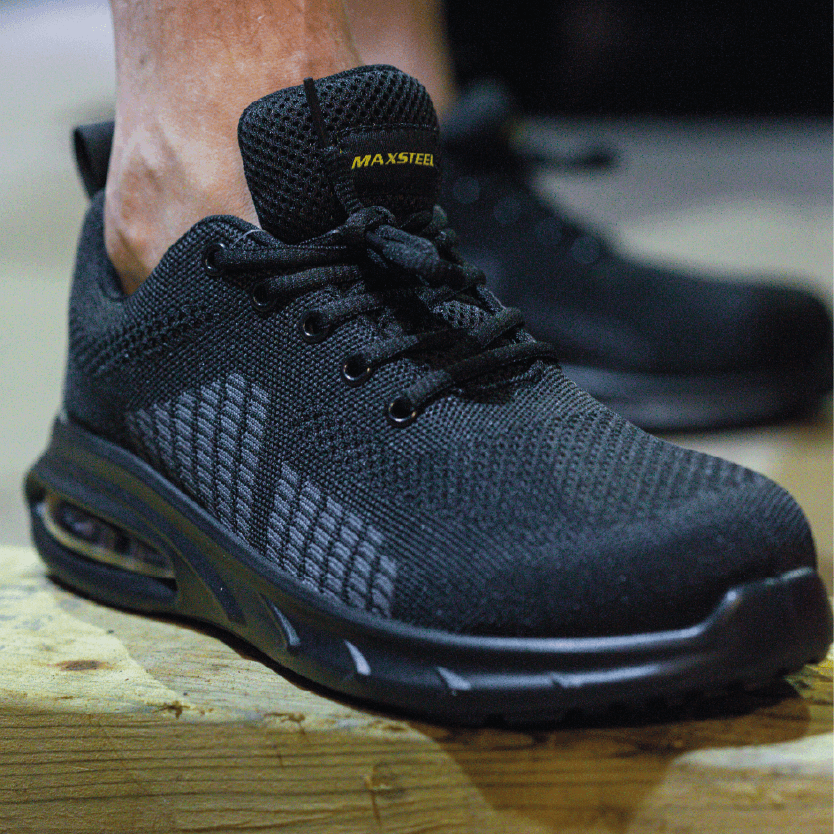 Max Steel Safety Trainer - Black - Image 3