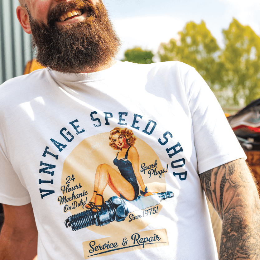 Classic Vintage Pin-up Tee in Bone - Image 3